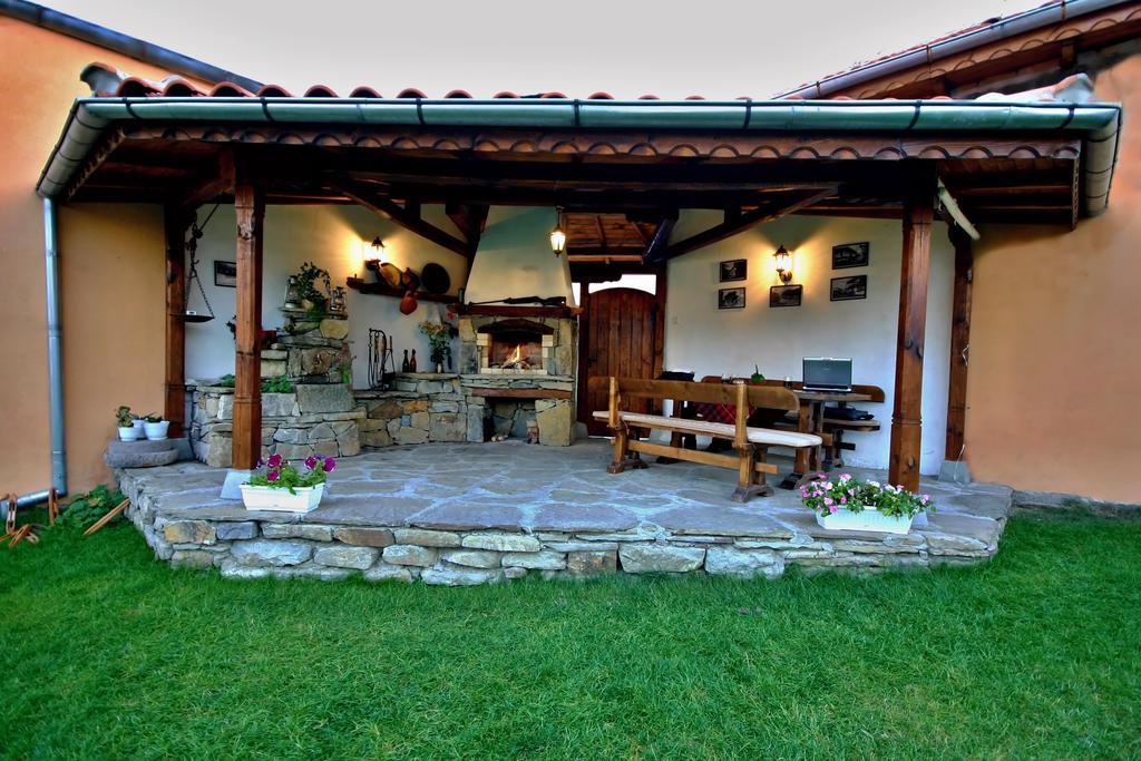 Private 4Br-2Ba Guest House Dryanovo With Pool And Free Parking Exterior foto